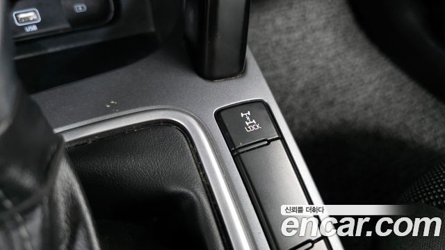 Kia Seltos Diesel 1.6 4WD Trendy 2022 — фото 33