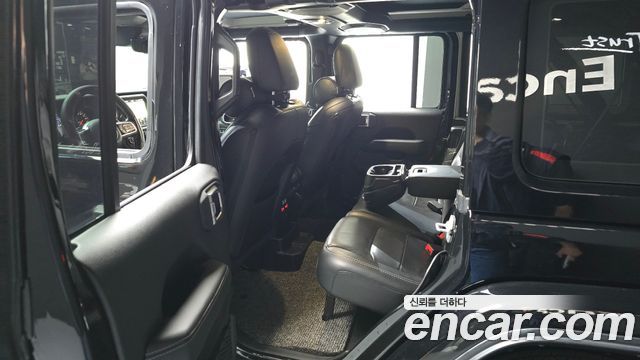 Jeep Wrangler (JL) 2.0 Overland 4Door 2019 — фото 11