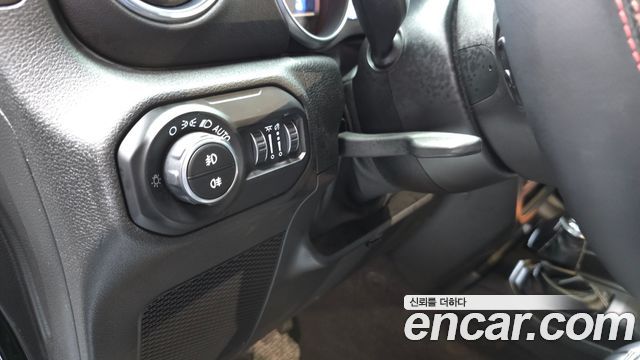 Jeep Wrangler (JL) 2.0 Overland 4Door 2019 — фото 14