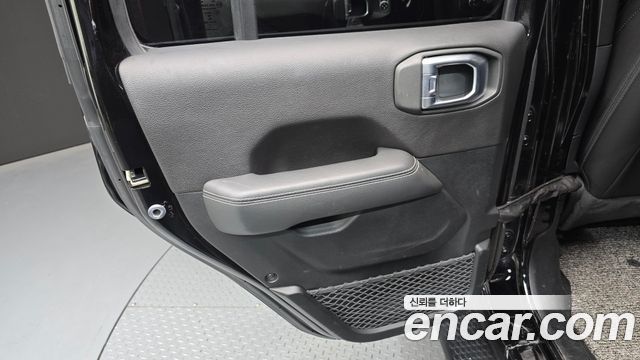 Jeep Wrangler (JL) 2.0 Overland 4Door 2019 — фото 25