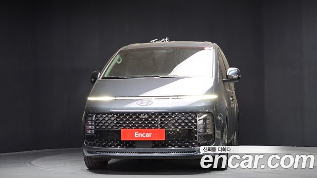 Hyundai Staria 4WD Lounge 9-Seater Inspiration 2025 — фото 3