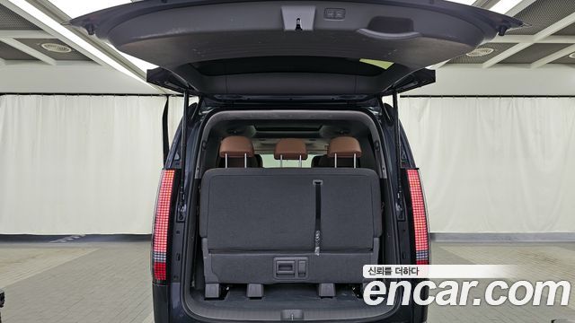 Hyundai Staria 4WD Lounge 9-Seater Inspiration 2025 — фото 20