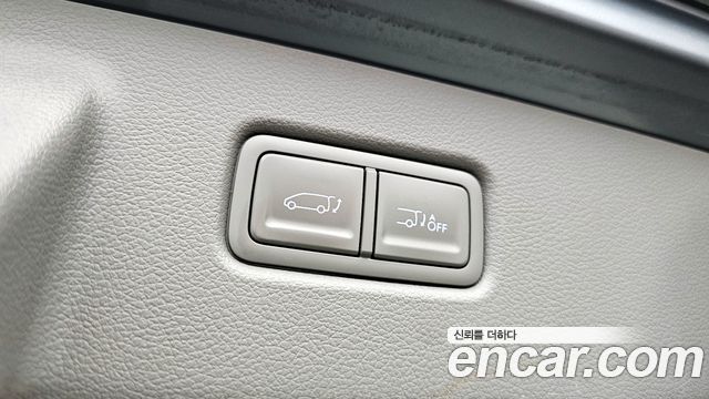Hyundai Staria 4WD Lounge 9-Seater Inspiration 2025 — фото 27
