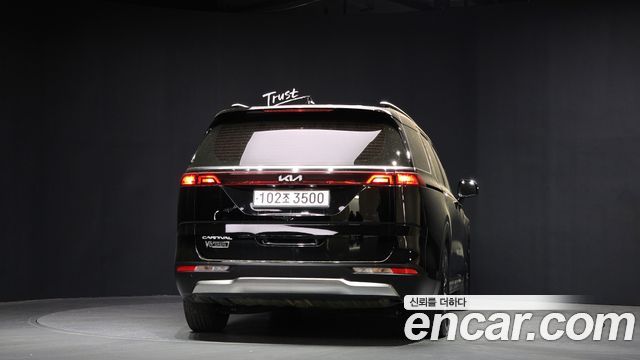 Kia Carnival (IV) Gasoline 9-Seater Noblesse 2022 — фото 4