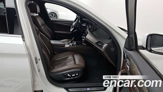 BMW 5 Series (G30) 530i M Sport Package Plus 2020 — фото 11
