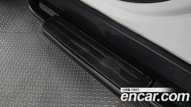 Land Rover Defender (L663) 110 D240 SE 2020 — фото 17