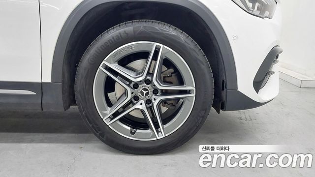 Mercedes-Benz GLA-Class (H247) GLA250 4MATIC 2023 — фото 5