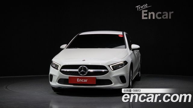 Mercedes-Benz A-Class (W177) A220 Sedan 2020 — фото 3
