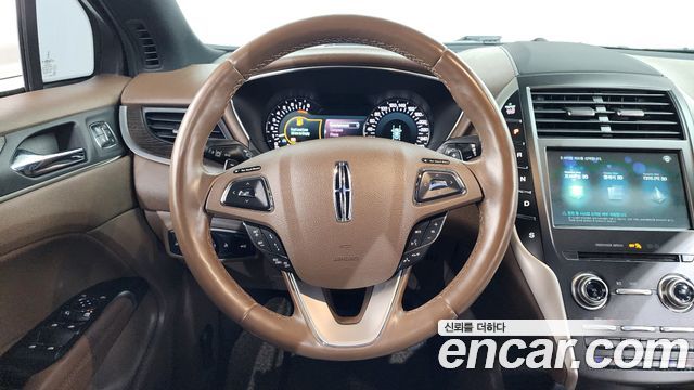 Lincoln MKC 2.0 AWD 2018 — фото 13