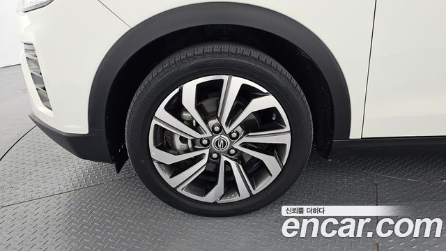 KG Mobility (SsangYong) Very New Tivoli Gasoline 1.5 2WD UPBEAT 2022 — фото 5