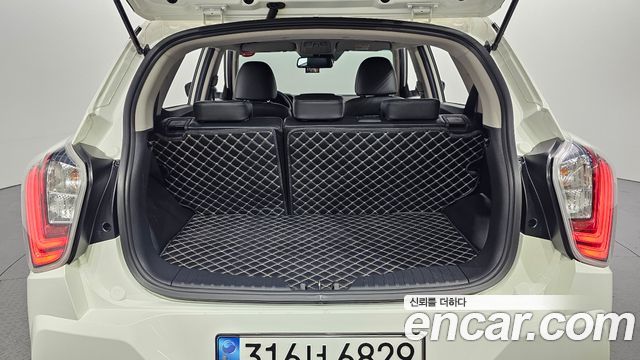 KG Mobility (SsangYong) Very New Tivoli Gasoline 1.5 2WD UPBEAT 2022 — фото 20