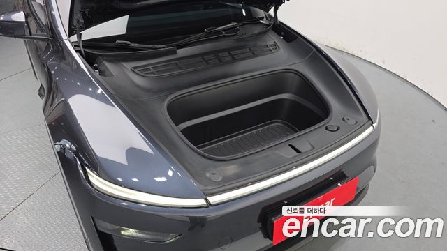 Tesla Model Y Long Range AWD 2025 — фото 6