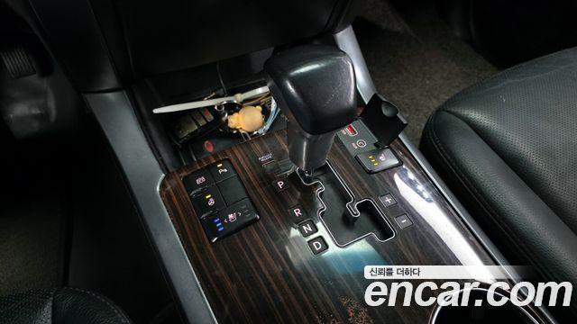 Kia Mohave Diesel 3.0 4WD VIP 2018 — фото 9