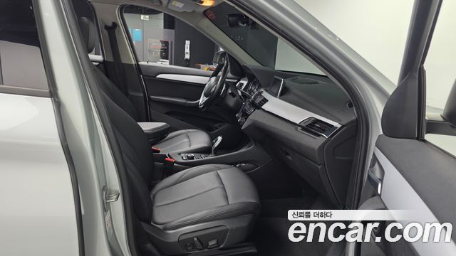 BMW X1 (F48) xDrive 18d Joy 2018 — фото 15