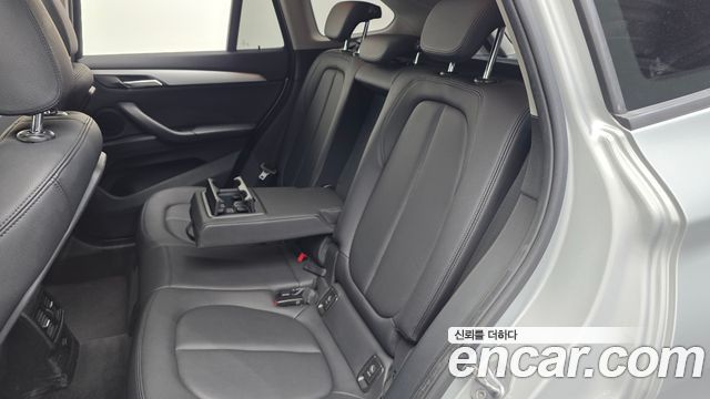 BMW X1 (F48) xDrive 18d Joy 2018 — фото 16
