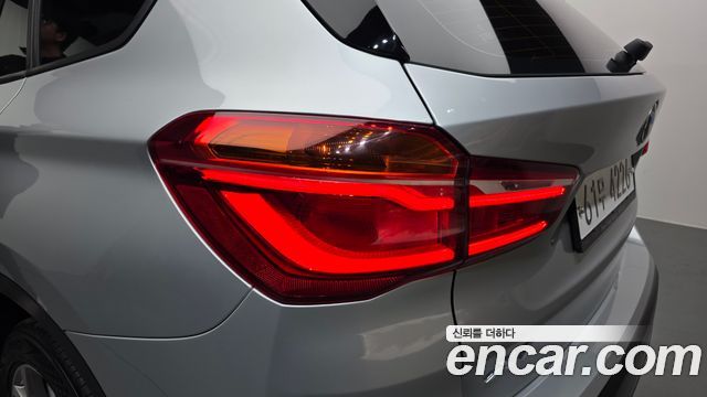 BMW X1 (F48) xDrive 18d Joy 2018 — фото 29