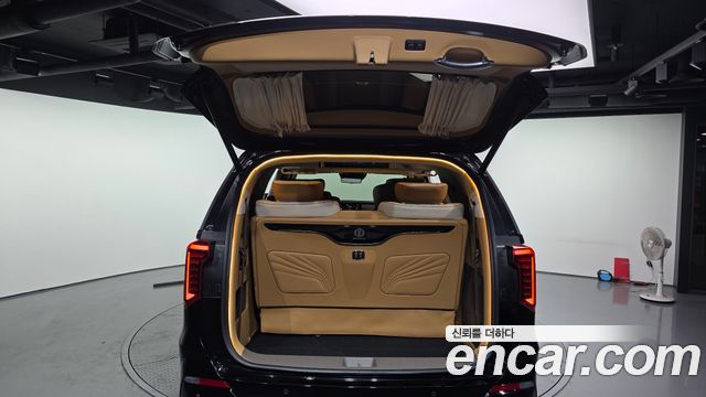 Kia Carnival (IV) Gasoline 9-Seater Hi Limousine (7-seater Limousine(Special vehicle) 2025 — фото 20
