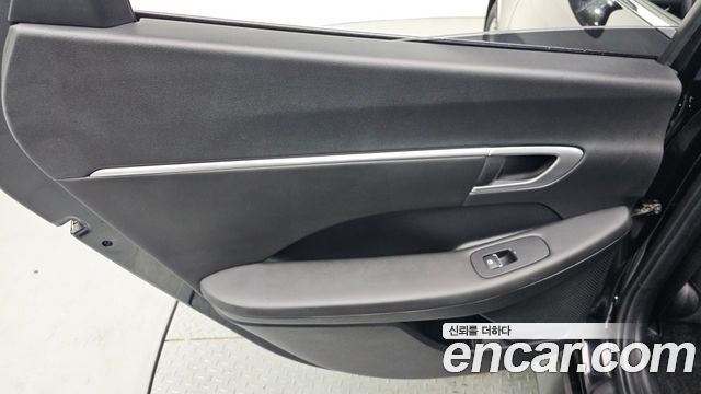 Hyundai Sonata (DN8) 2.0 LPG(rental car) Style 2023 — фото 25