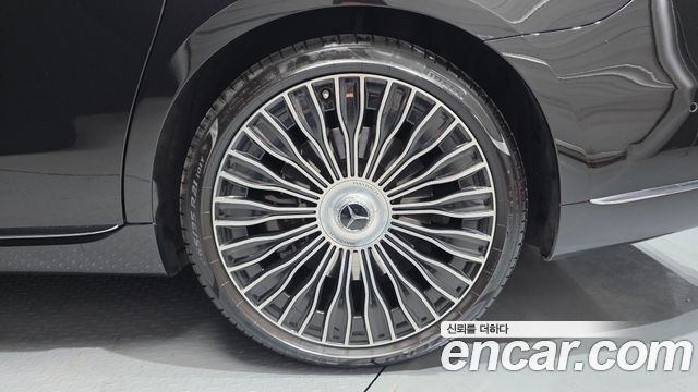 Mercedes-Benz S-Class (W223) Maybach S680 4MATIC 2023 — фото 27