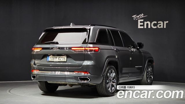 Jeep Grand Cherokee (WL) 3.6 Overland 2023 — фото 2