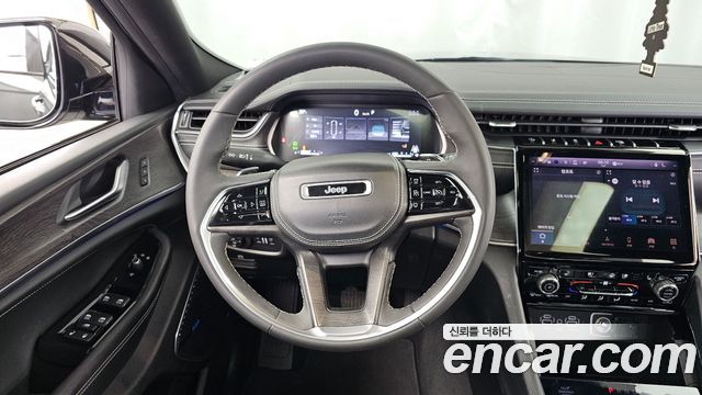 Jeep Grand Cherokee (WL) 3.6 Overland 2023 — фото 13
