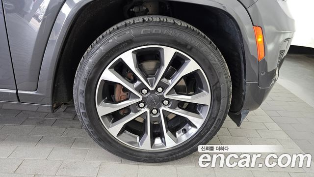 Jeep Grand Cherokee (WL) 3.6 Overland 2023 — фото 21
