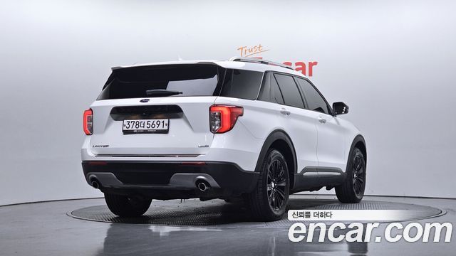 Ford Explorer (VI) 2.3 LimIted 4WD 2020 — фото 2