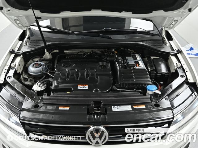 Volkswagen Tiguan (II) 2.0 TDI Premium 2018 — фото 6