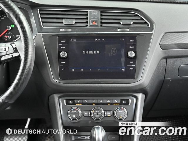 Volkswagen Tiguan (II) 2.0 TDI Premium 2018 — фото 18