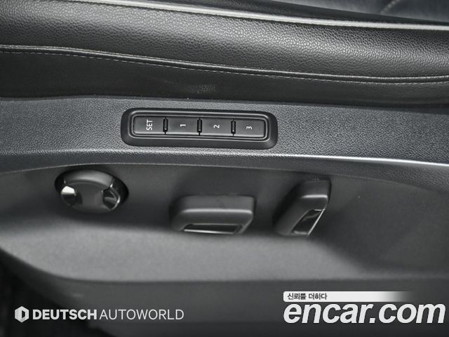 Volkswagen Tiguan (II) 2.0 TDI Premium 2018 — фото 22