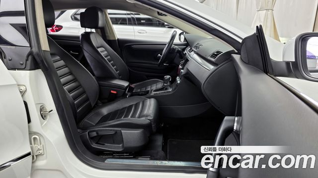 Volkswagen CC 2.0 TSI 2015 — фото 11
