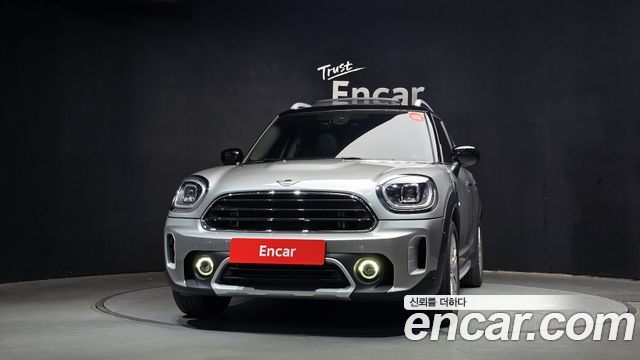 MINI Cooper Countryman Classic Plus Launch Pack 2nd Gen 2023 — фото 3