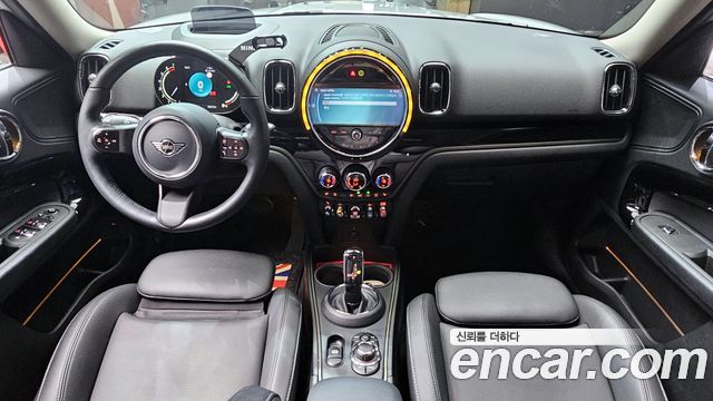 MINI Cooper Countryman Classic Plus Launch Pack 2nd Gen 2023 — фото 7