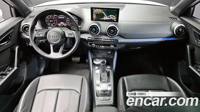 Audi Q2 35 TDI Premium 2023 — фото 7