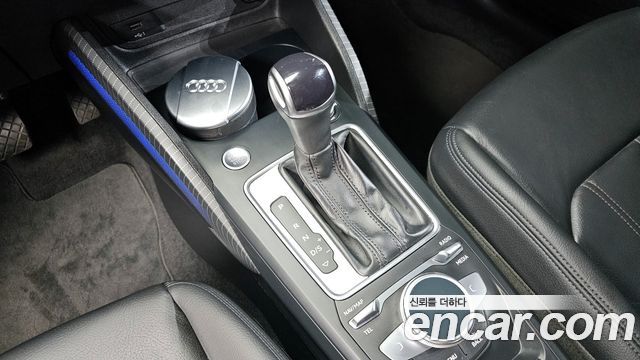 Audi Q2 35 TDI Premium 2023 — фото 9