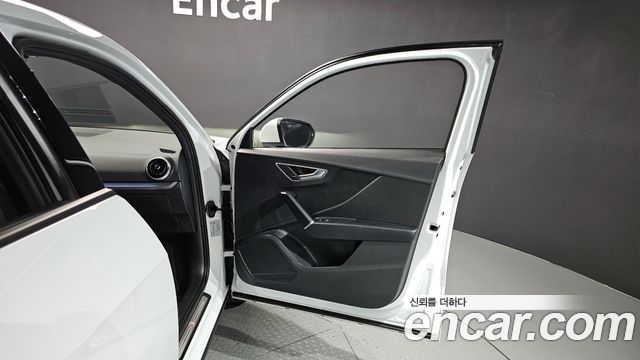 Audi Q2 35 TDI Premium 2023 — фото 25