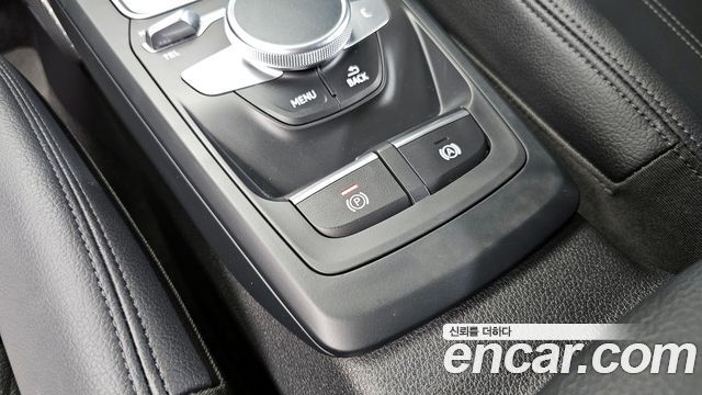 Audi Q2 35 TDI Premium 2023 — фото 31