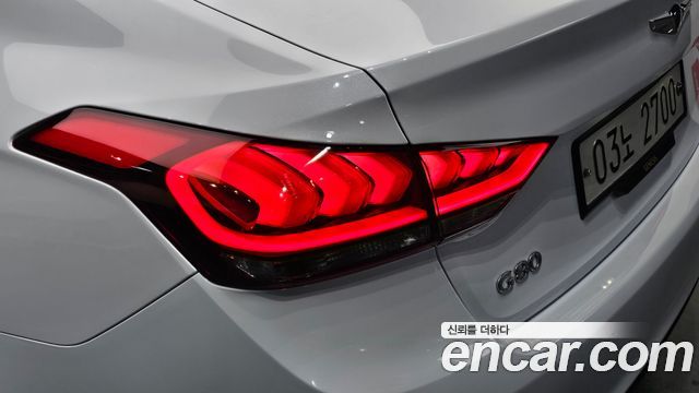 Genesis G80 3.3 GDI AWD Premium Luxury 2017 — фото 23
