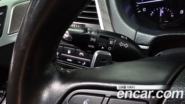 Genesis G80 3.3 GDI AWD Premium Luxury 2017 — фото 28