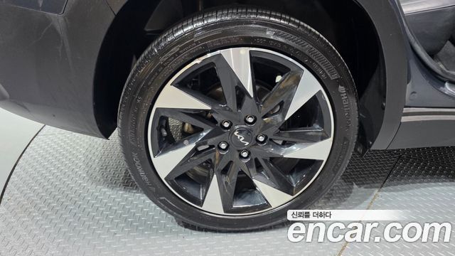 Kia Seltos Gasoline 1.6 Turbo 4WD Gravity 2023 — фото 5