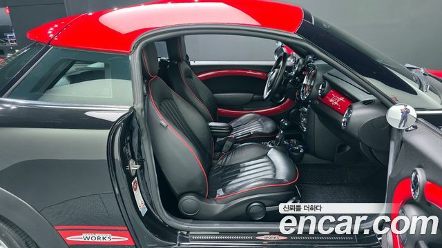 MINI Cooper S Coupe JCW 2014 — фото 11