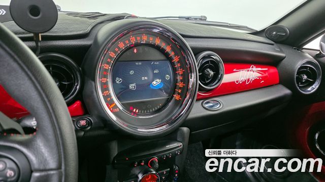 MINI Cooper S Coupe JCW 2014 — фото 13