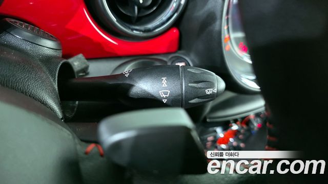 MINI Cooper S Coupe JCW 2014 — фото 17