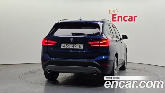 BMW X1 (F48) xDrive 20d Joy 2018 — фото 4