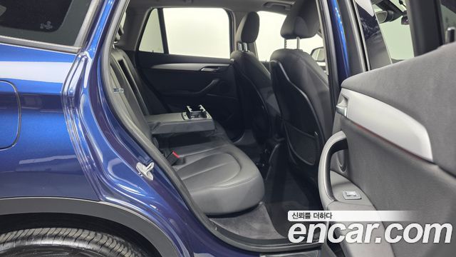 BMW X1 (F48) xDrive 20d Joy 2018 — фото 16