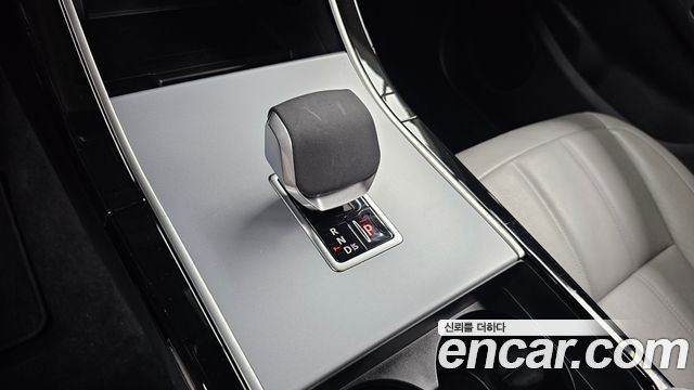 Land Rover Range Rover Evoque (II) P250 S 2025 — фото 9