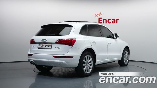 Audi Q5 2.0 TDI Quattro Dynamic 8R 2012 — фото 2