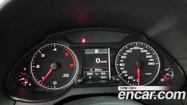 Audi Q5 2.0 TDI Quattro Dynamic 8R 2012 — фото 8