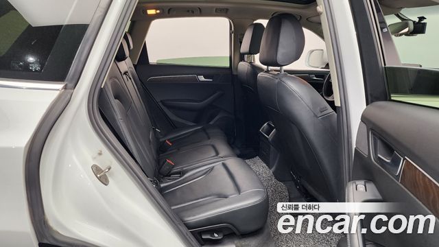 Audi Q5 2.0 TDI Quattro Dynamic 8R 2012 — фото 11