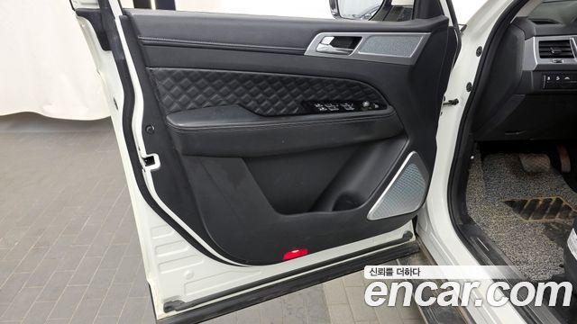 KG Mobility (SsangYong) Rexton Diesel 2.2 4WD Prestige 2023 — фото 30